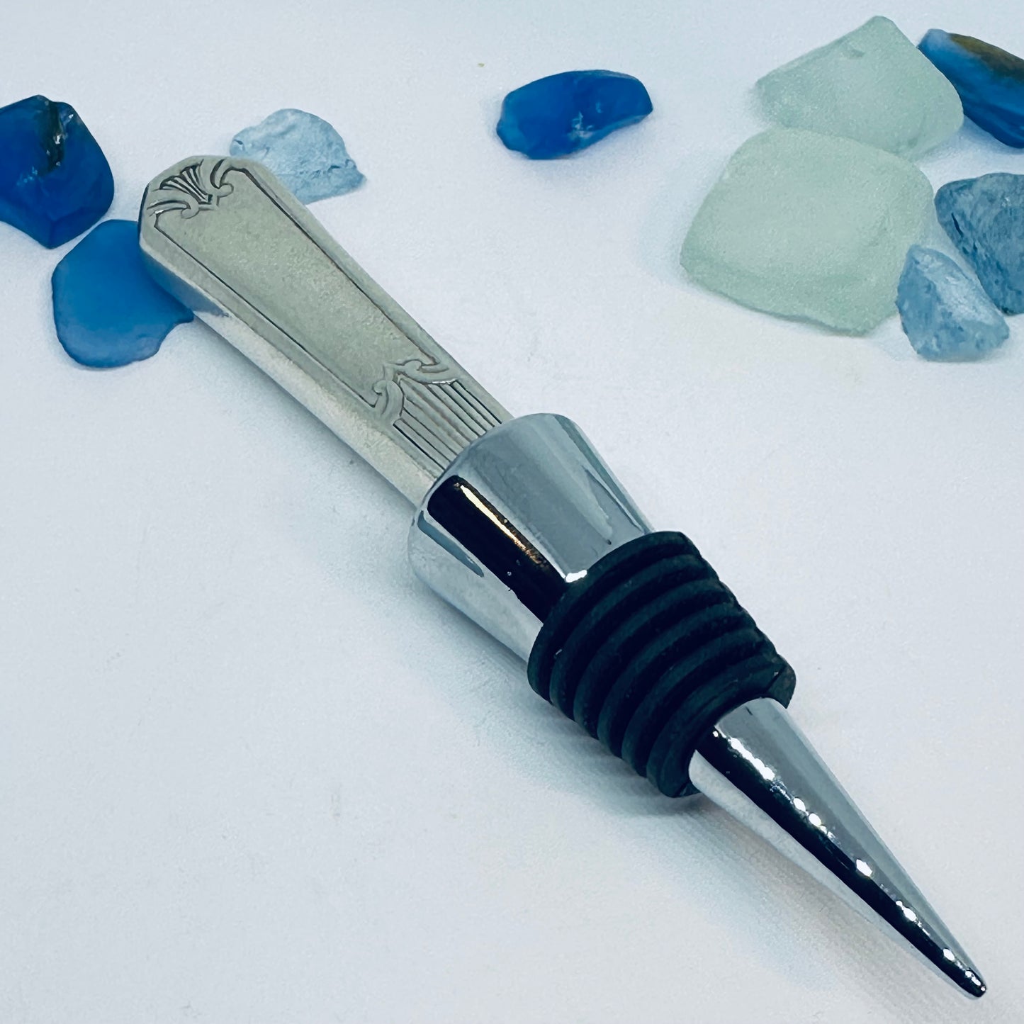 “Daffodil” Vintage Silverware Bottle Stopper | 1950 | Up-Cycled Wine Stopper | Silverware Bottle Closure | Antique Knife Handle Wine Plug