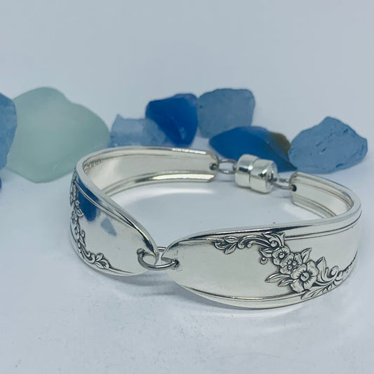 “Queen Bess II” 1946 Spoon Bracelet | Vintage Silverware | Oneida | Up-Cycled Bracelet | Silverware Spoon Bracelet | Antique Spoon Bracelet