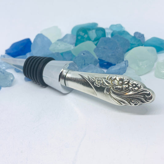 “Evening Star” Vintage Silverware Bottle Stopper | 1950 Oneida | Up-Cycled Wine Stopper | Silverware Bottle Closure | Antique Knife Handle Wine Plug