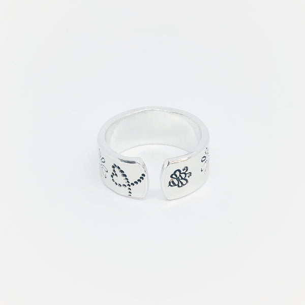 Daisy Flowers, Butterflies and Bees - Hand Stamped Toe Ring